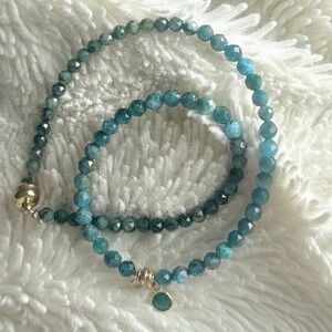 Apatite & Emerald Double Wire Wrap Bracelet | Gold Heart Charm, Magnetic Clasp